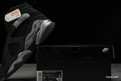 Hyperoad “Gunsmoke” Air 8 Winterized Jordan 1009